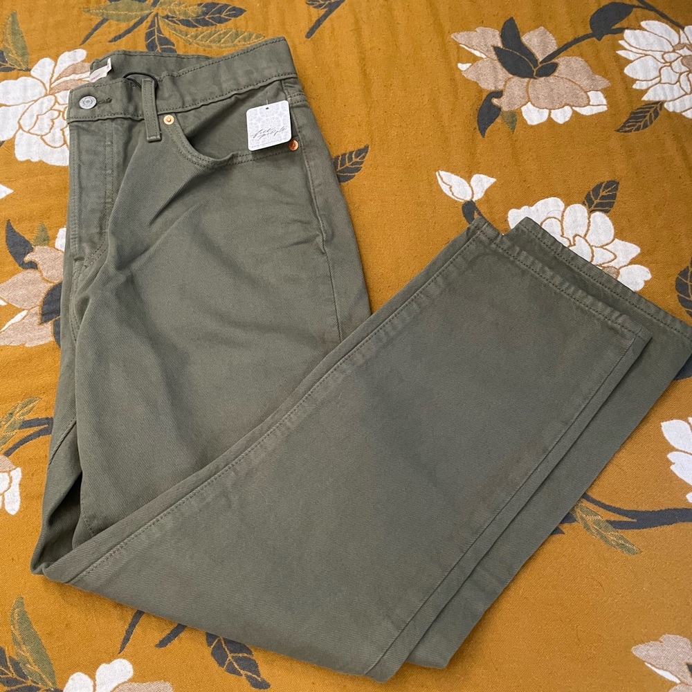 Levi’s wedgie straight jeans
